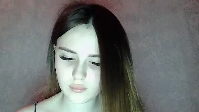 SweetLoraa online show from March 2026 03:58:01 PM