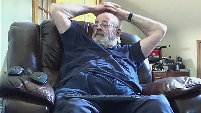 janzer13 online show from April 2026 12:54:01 PM