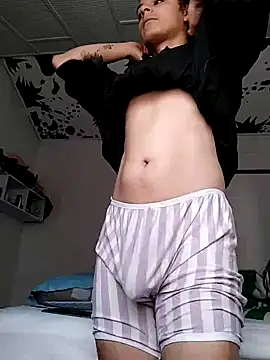 oxxy jean online show from February 2026 12:10:01 PM