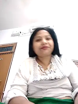 Cute-Janvi20 online show from May 2026 06:05:01 PM