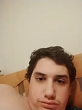 Snapshot of Breyyyyyyyy chatting on October 2025 04:05:01 AM Breyyyyyyyy online show from October 2025 04:05:01 AM