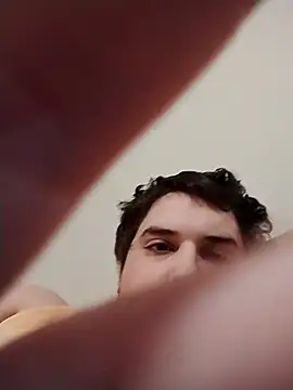 Snapshot of Breyyyyyyyy chatting on October 2025 04:44:02 PM Breyyyyyyyy online show from October 2025 04:44:02 PM