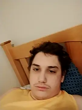 Snapshot of Breyyyyyyyy chatting on October 2025 04:31:02 PM Breyyyyyyyy online show from October 2025 04:31:02 PM