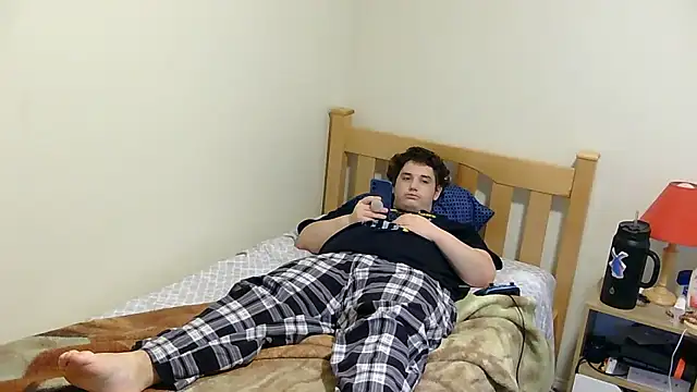 Snapshot of Breyyyyyyyy chatting on November 2025 07:05:02 PM Breyyyyyyyy online show from November 2025 07:05:02 PM