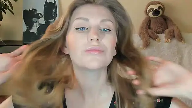 Snapshot of JuliaMuuun chatting on September 2025 08:25:01 AM JuliaMuuun online show from September 2025 08:25:01 AM