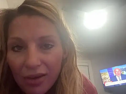 BaddieBossXX2 online show from June 2026 08:11:02 AM