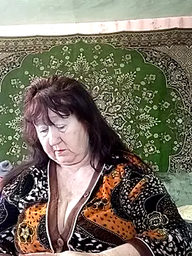 CrystalLime6411 online show from February 2026 10:25:01 AM