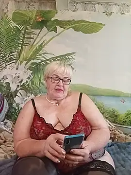 Snapshot of VioletSweet5566 chatting on July 2026 05:56:01 AM VioletSweet5566 online show from July 2026 05:56:01 AM