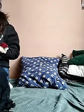 Snapshot of HardCouple33 chatting on February 2026 07:59:02 AM HardCouple33 online show from February 2026 07:59:02 AM