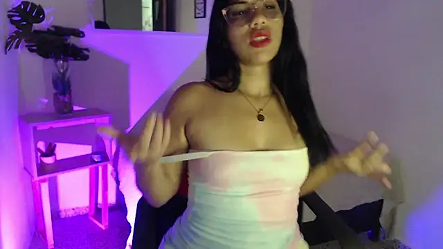 SamantaSweett  online show from July 2026 05:09:02 AM
