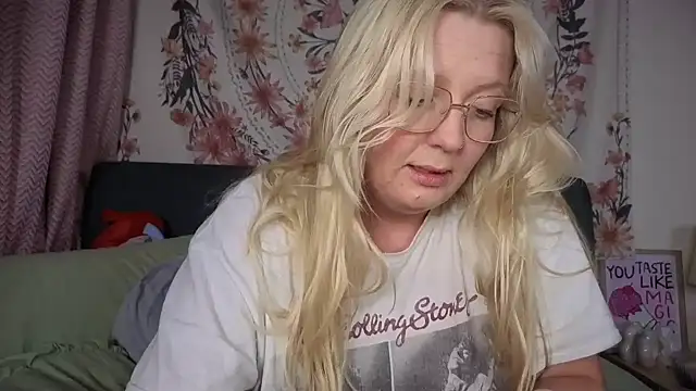 Daisyxoxo  online show from January 2026 09:13:01 PM