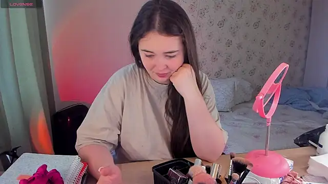 Alice next door online show from April 2026 10:13:01 AM