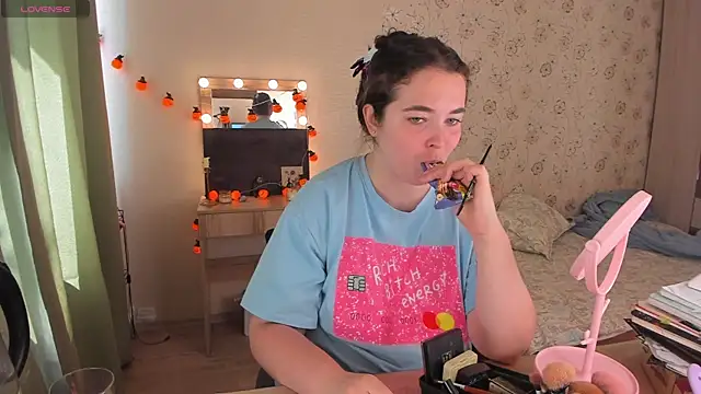 Snapshot of Alice_next_door chatting on July 2026 10:41:01 AM Alice next door online show from July 2026 10:41:01 AM