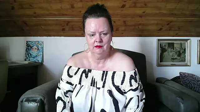 Snapshot of TiffanyMature chatting on July 2026 08:20:01 AM TiffanyMature online show from July 2026 08:20:01 AM