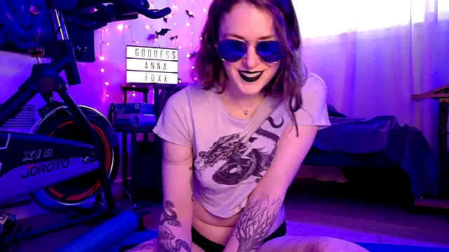 mistressannafoxx online show from April 2026 12:08:02 AM