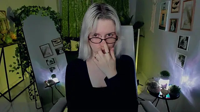 Snapshot of BethanyCloud chatting on June 2026 02:23:01 AM BethanyCloud online show from June 2026 02:23:01 AM
