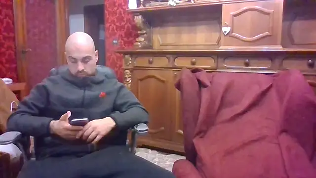 Snapshot of omihaze94 chatting on December 2025 08:15:02 PM omihaze94 online show from December 2025 08:15:02 PM