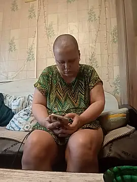 Snapshot of Tupo070481 chatting on June 2026 01:52:02 AM Tupo070481 online show from June 2026 01:52:02 AM