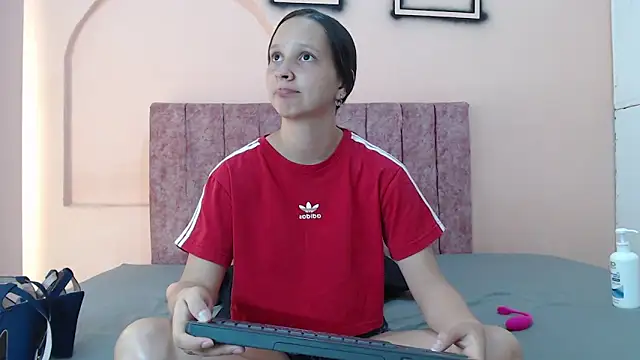 Snapshot of aiiram_hard_sex chatting on June 2026 01:08:01 AM aiiram hard sex online show from June 2026 01:08:01 AM