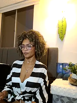 BiiancaEstradaa online show from July 2026 11:41:02 PM