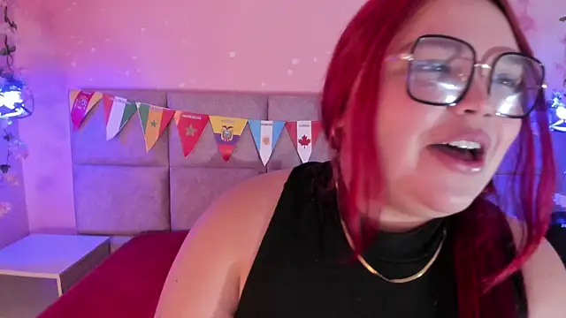 Snapshot of Lushi_Love chatting on June 2026 03:25:01 AM Lushi Love online show from June 2026 03:25:01 AM