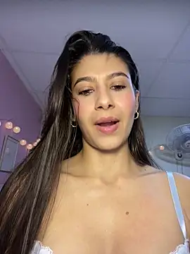 Lenapink19 online show from April 2026 09:38:01 PM