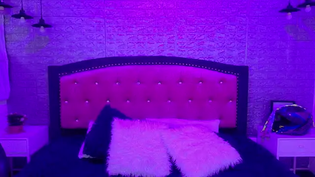 Natalie loffreda online show from March 2026 03:11:01 AM