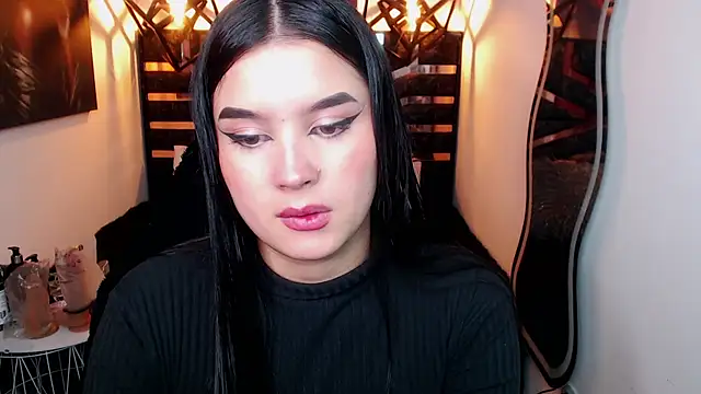 Natalie loffreda online show from April 2026 07:53:01 PM