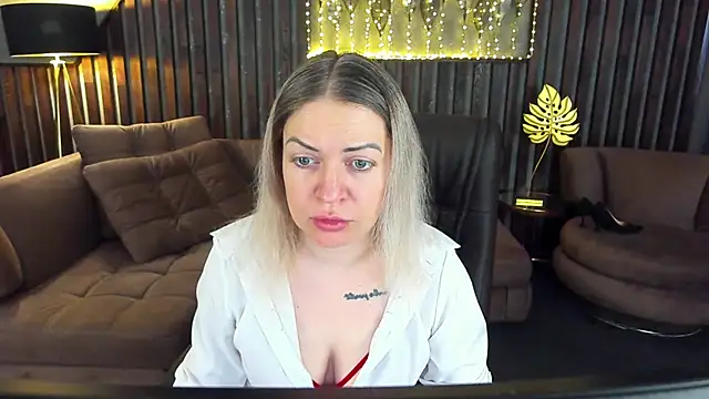 Anna Snows online show from March 2026 06:30:02 AM