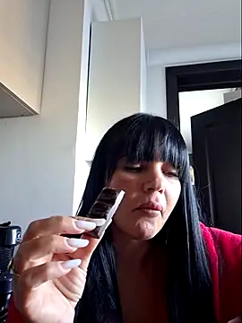 Snapshot of Ella_sweety00 chatting on June 2026 02:32:01 PM Ella sweety00 online show from June 2026 02:32:01 PM