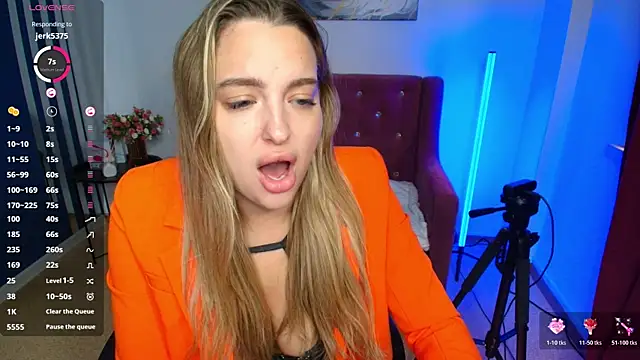 Snapshot of Emma__Ross chatting on June 2026 03:25:01 AM Emma Ross online show from June 2026 03:25:01 AM