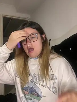 Blair Bunnyy online show from April 2026 05:03:02 AM