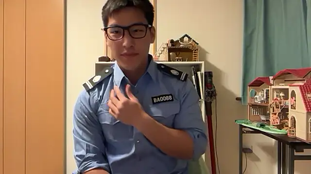 masucle216 online show from April 2026 01:36:01 PM