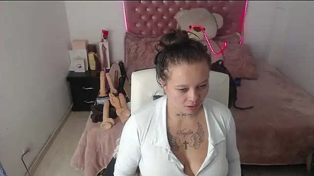 Snapshot of patty_squirt_ chatting on June 2026 11:14:02 AM patty squirt online show from June 2026 11:14:02 AM
