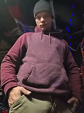 twistafatpipe online show from December 2025 10:13:01 AM