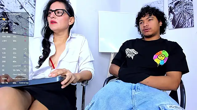 Miriam milf online show from November 2025 12:17:01 PM