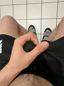 Dicksxd online show from May 2026 07:26:02 PM