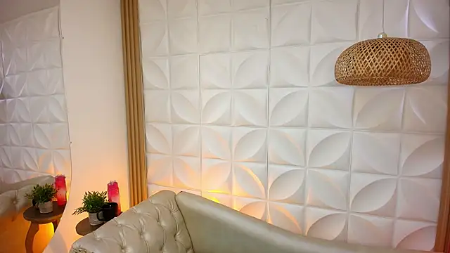 Snapshot of Lily_rousee_ chatting on November 2025 12:48:02 PM Lily rousee online show from November 2025 12:48:02 PM