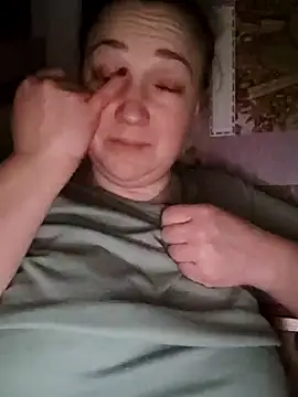 Kiss Eva online show from January 2026 05:27:02 PM