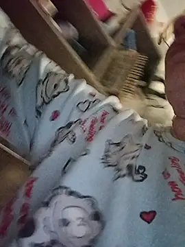 Kiss Eva online show from April 2026 05:16:01 PM