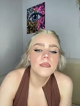 April Purr online show from March 2026 08:43:01 AM