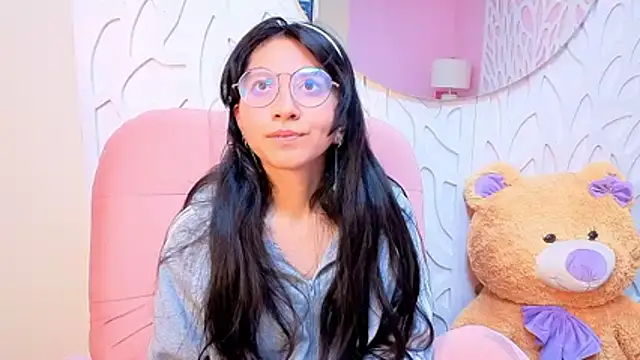 VioletxBloom online show from April 2026 08:42:02 PM