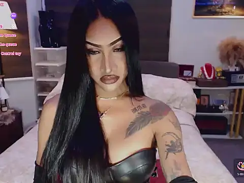Snapshot of SeductiveVictoria chatting on July 2026 01:57:01 PM SeductiveVictoria online show from July 2026 01:57:01 PM
