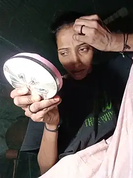 Snapshot of Pinki_thakur_1 chatting on June 2026 06:56:02 PM Pinki thakur 1 online show from June 2026 06:56:02 PM