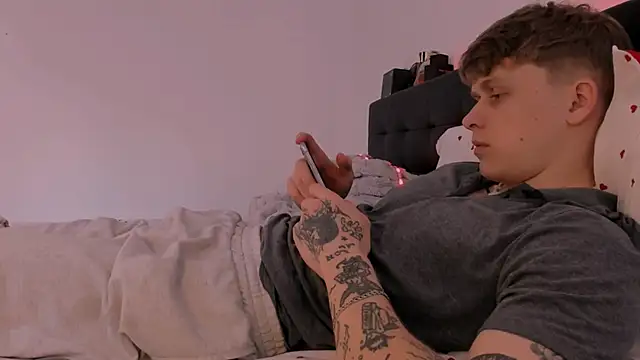 TalkingHead 0  online show from March 2026 09:48:02 AM