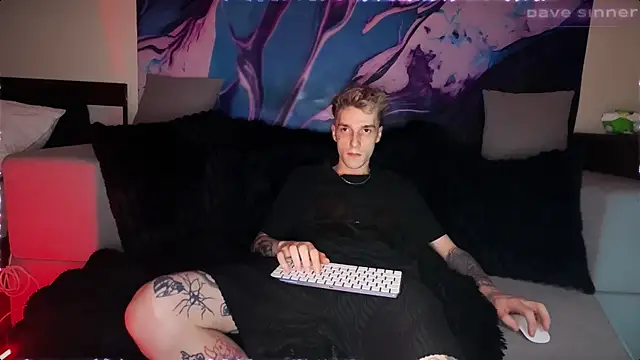 Snapshot of davesinner chatting on July 2026 05:37:02 PM davesinner online show from July 2026 05:37:02 PM