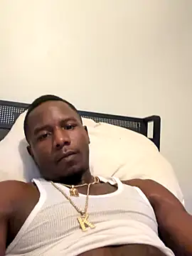 Snapshot of dreeFK chatting on October 2025 07:36:02 PM dreeFK online show from October 2025 07:36:02 PM