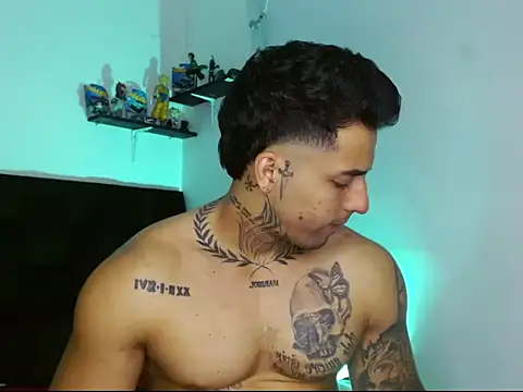 Snapshot of ragnar_phoenix chatting on March 2026 10:03:01 PM ragnar phoenix online show from March 2026 10:03:01 PM