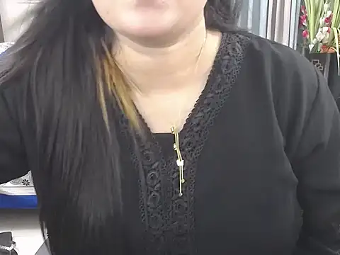 Snapshot of Ridiha_Pari chatting on July 2026 11:28:02 AM Ridiha Pari online show from July 2026 11:28:02 AM