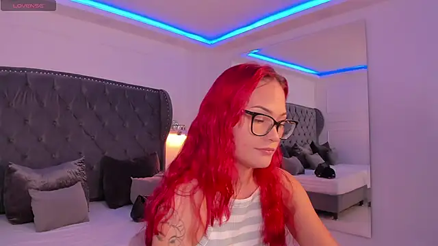 mae lyra online show from July 2026 04:34:02 PM